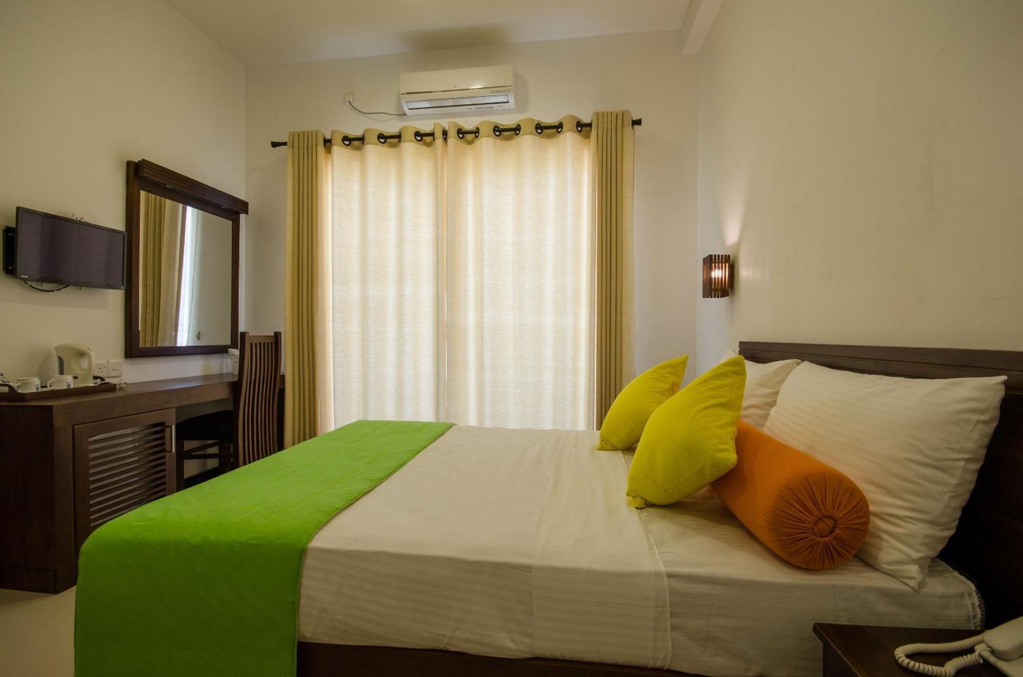 קנדי Okwin Resort חדר תמונה
